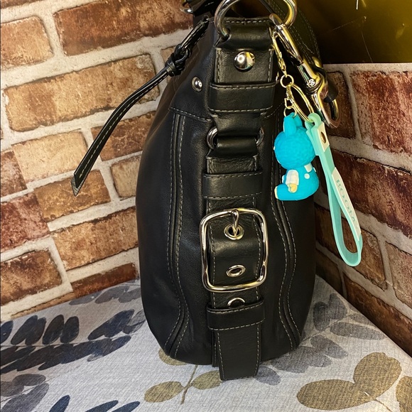 Coach Carly Hobo  Leather Shoulder Bag Euc 12669 - Picture 3 of 11